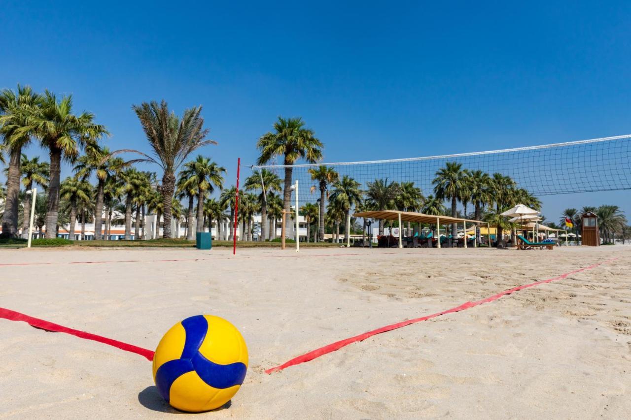 Sealine Beach, A Murwab Resort Mesaieed Exterior photo A beach volleyball court