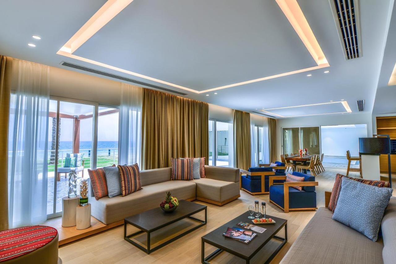 Sealine Beach, A Murwab Resort Mesaieed Exterior photo A suite at the hotel
