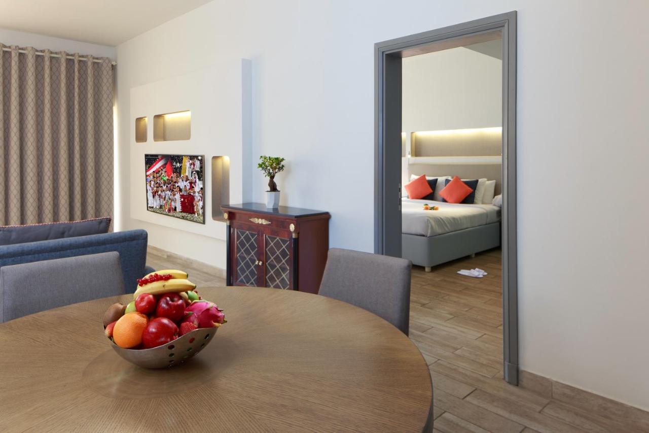 Sealine Beach, A Murwab Resort Mesaieed Exterior photo A typical apartment at the complex